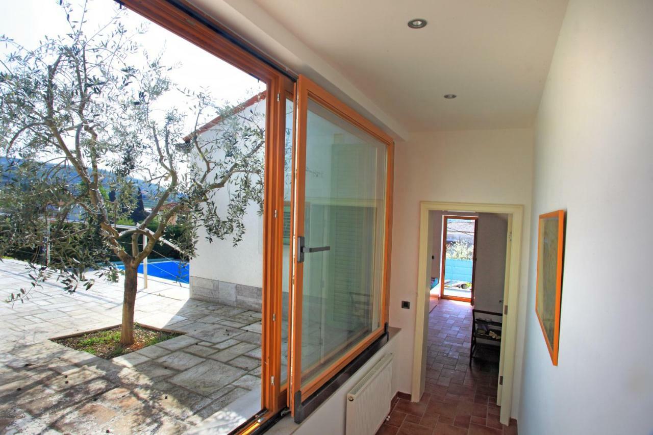 Spacious Villa In Parecag With A Swimming Pool Sečovlje Eksteriør billede